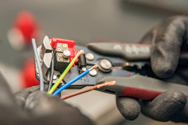 Best Affordable Electrician  in Bells, TX